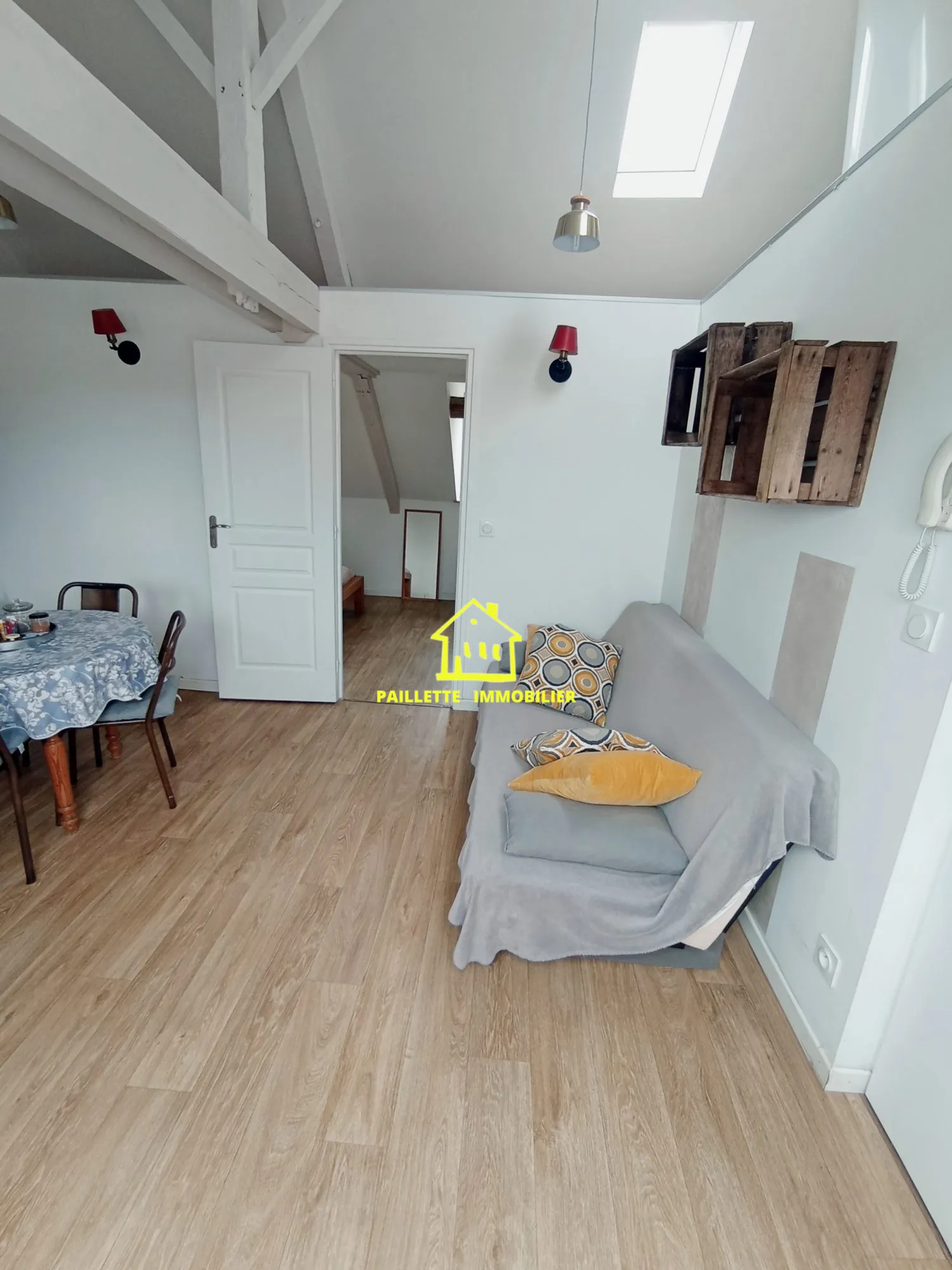 Appartement T2 à Honfleur de 26,90 m² avec vue dégagée et rénové 