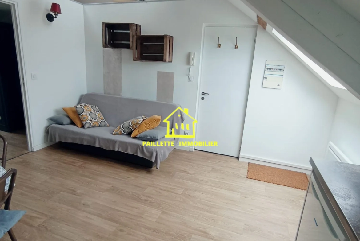 Appartement T2 à Honfleur de 26,90 m² avec vue dégagée et rénové 