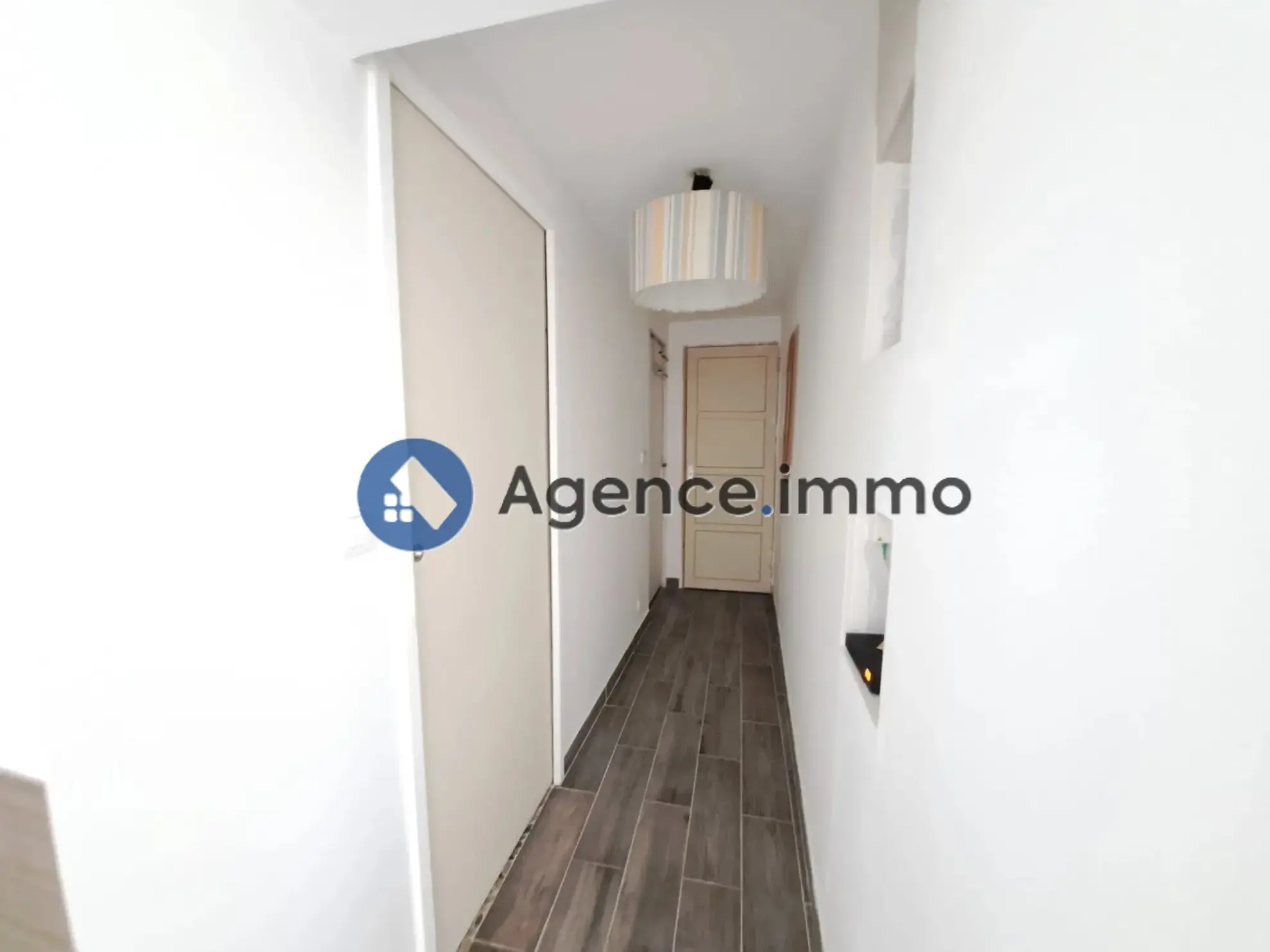 Maison de bourg rénovée à Changé avec jardin et garage - Opportunité à saisir 