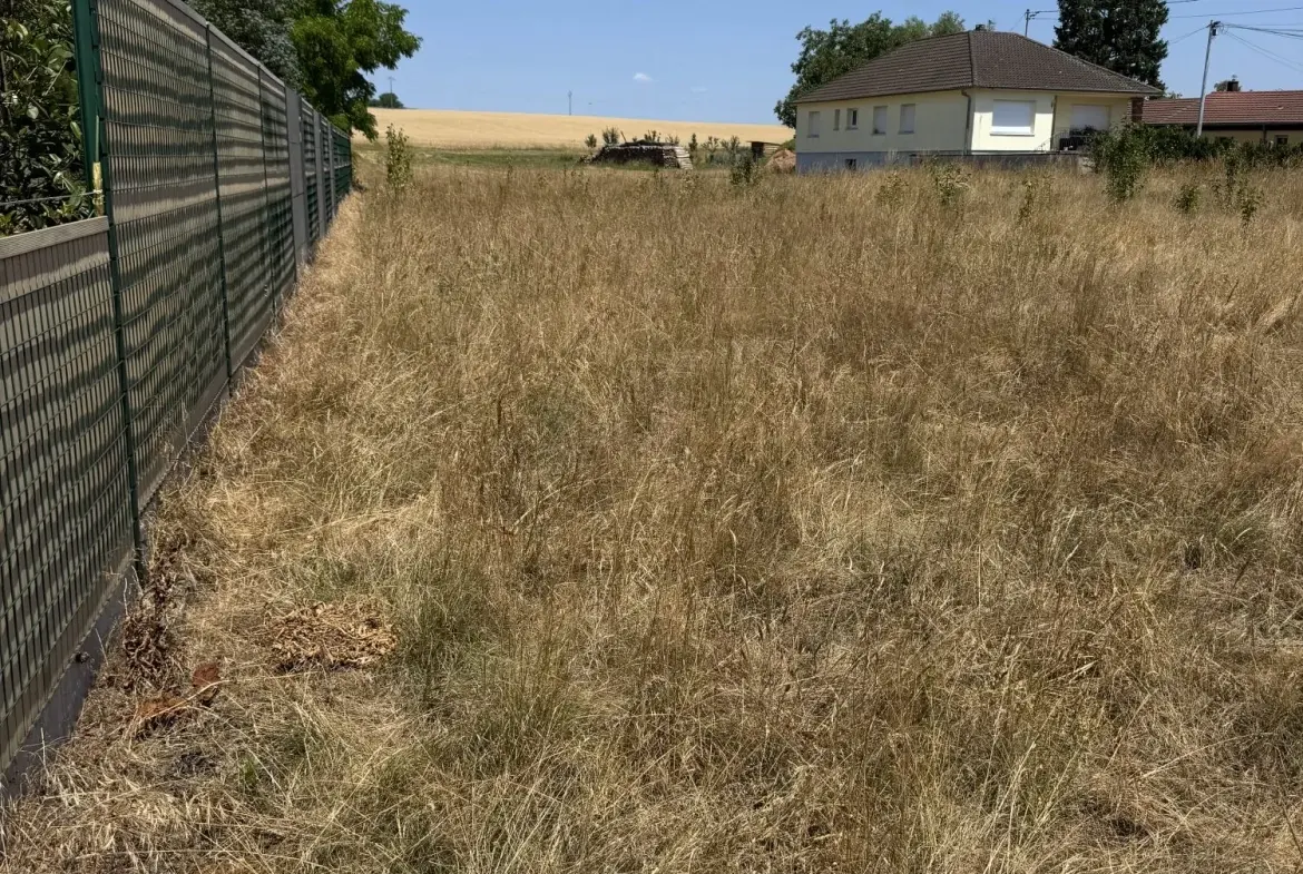 Terrain à bâtir à Gundershoffen proche de la zone commerciale, permis déjà obtenu 
