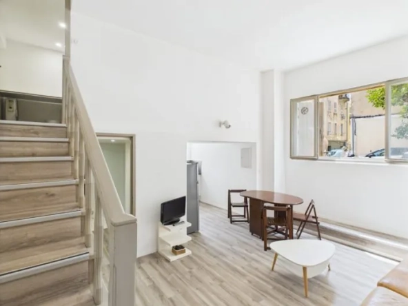 Appartement F2 duplex lumineux à Ajaccio, centre-ville - idéal investissement ou résidence principale