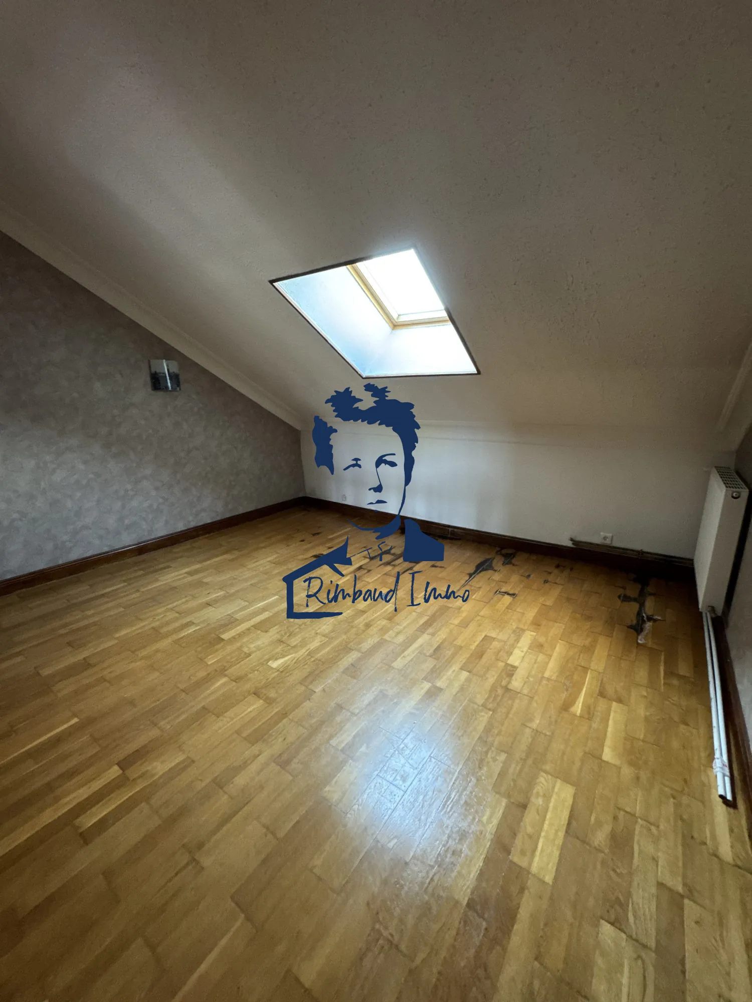 Maison familiale de 130 m² avec jardin à Prix-lès-Mézières 