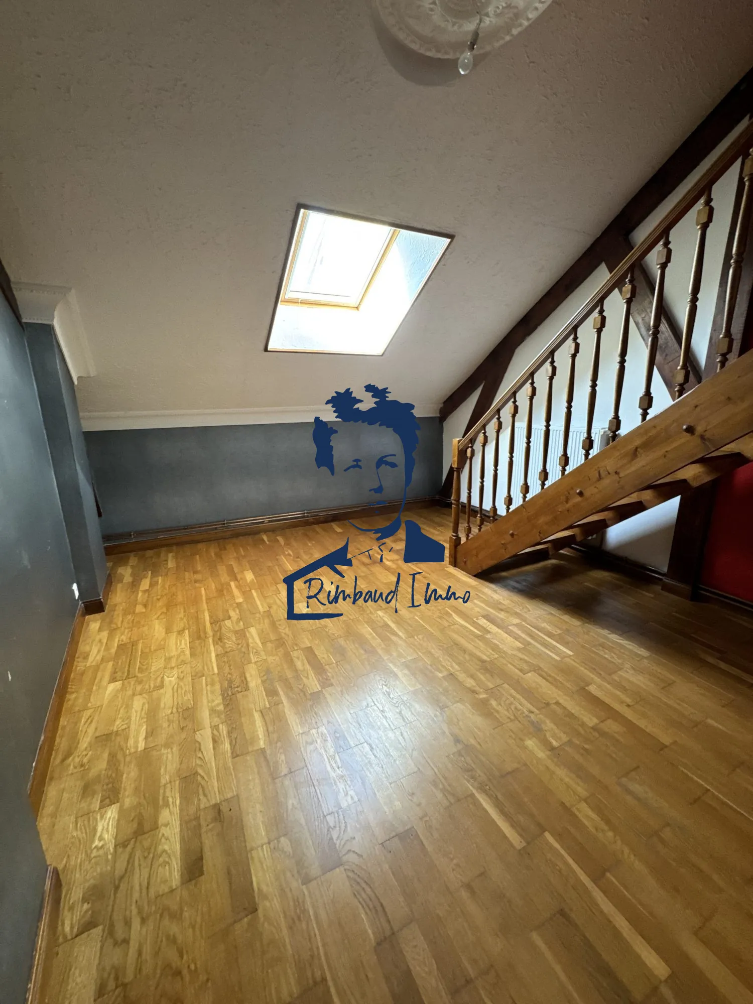 Maison familiale de 130 m² avec jardin à Prix-lès-Mézières 