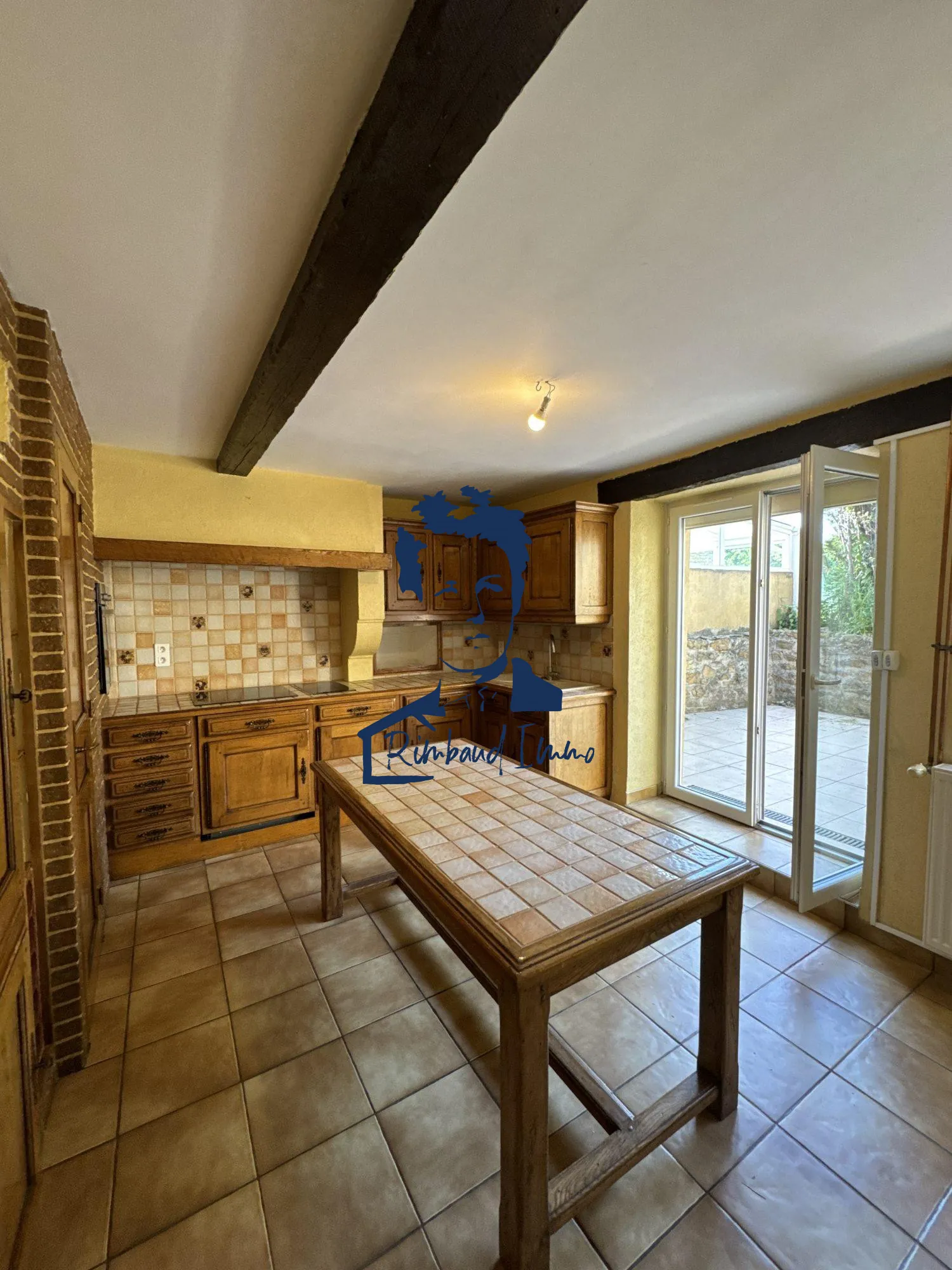 Maison familiale de 130 m² avec jardin à Prix-lès-Mézières 