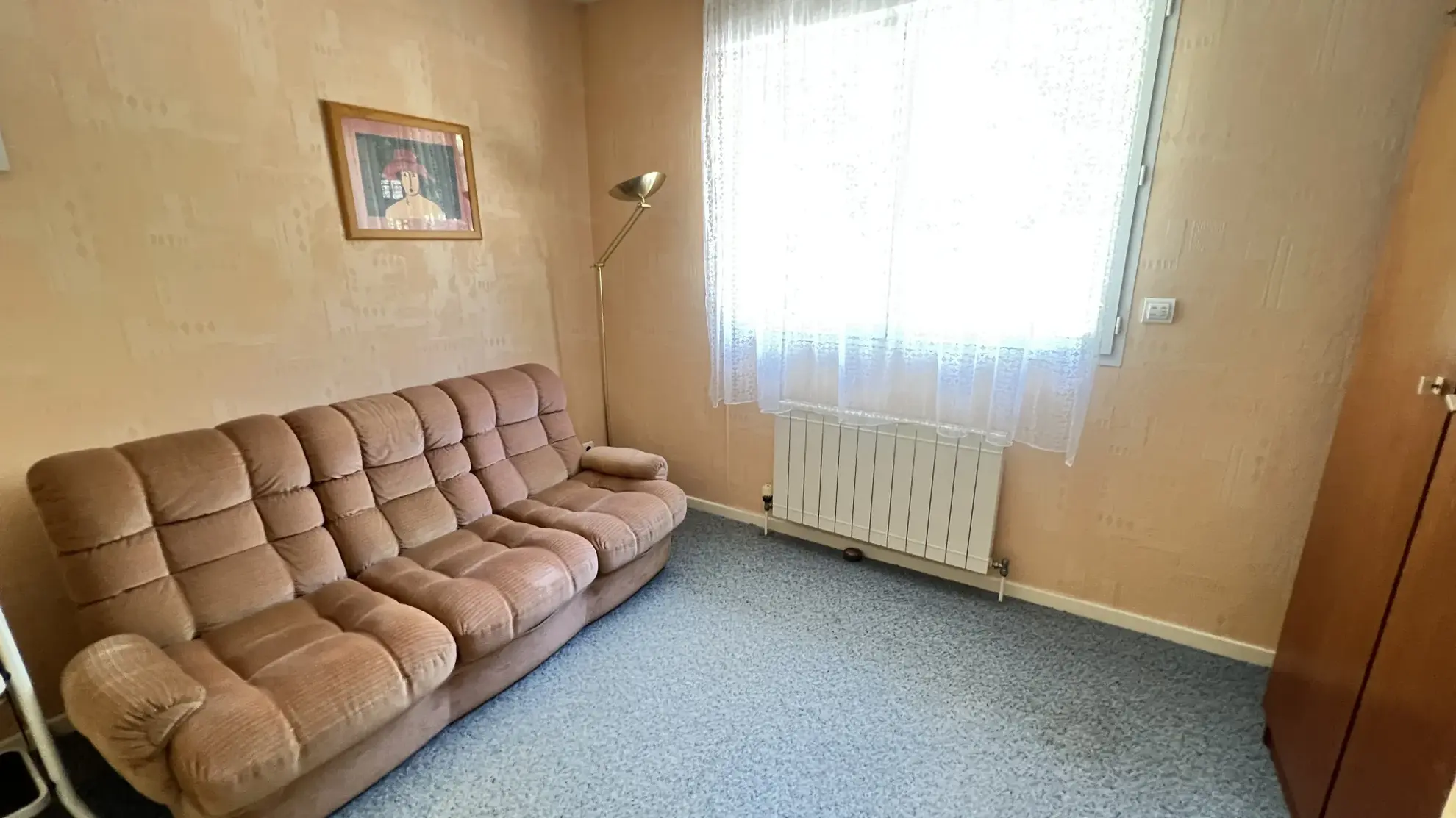 Maison de plain-pied à Boutigny-sur-Essonne avec jardin, terrasse et stationnement 