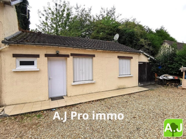 Charmant T2 loué à Ezy-sur-Eure avec garage et parking