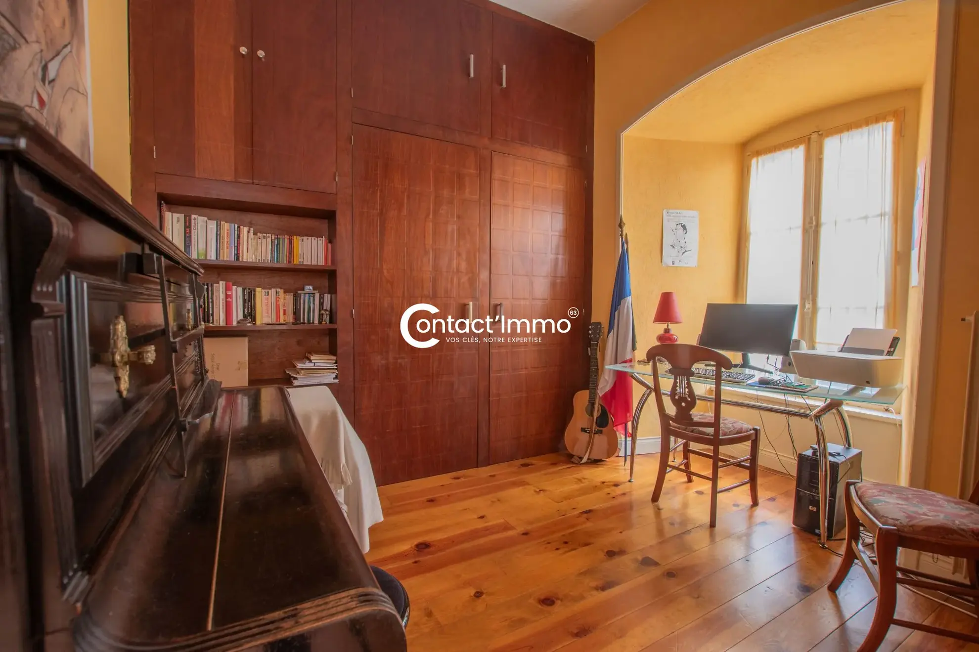 Appartement T5 de 143m² avec cave au cœur de Thiers 