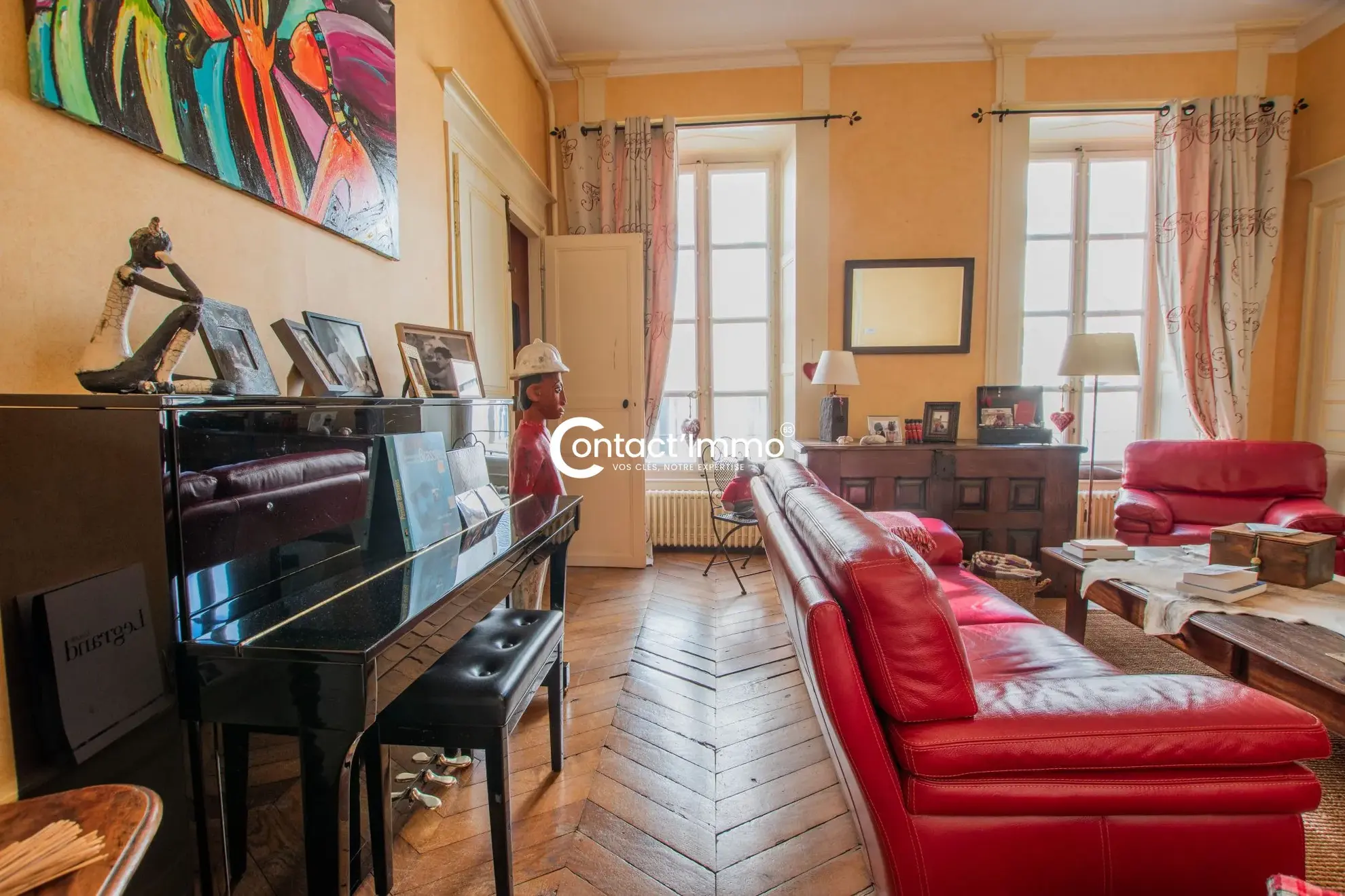 Appartement T5 de 143m² avec cave au cœur de Thiers 