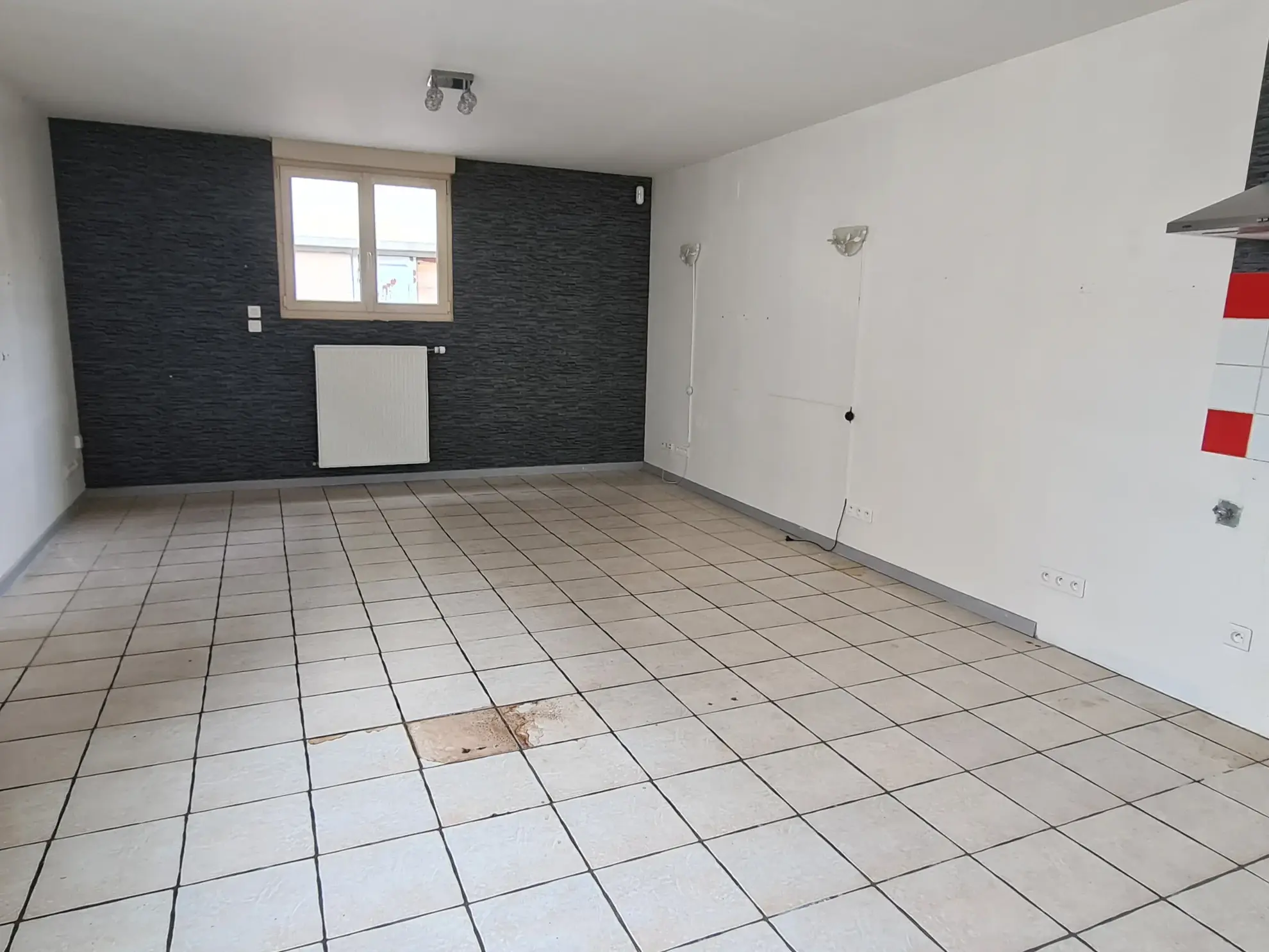 Ensemble immobilier à Villiers en lieu avec 8 chambres, garage et terrain de 1630 m² 