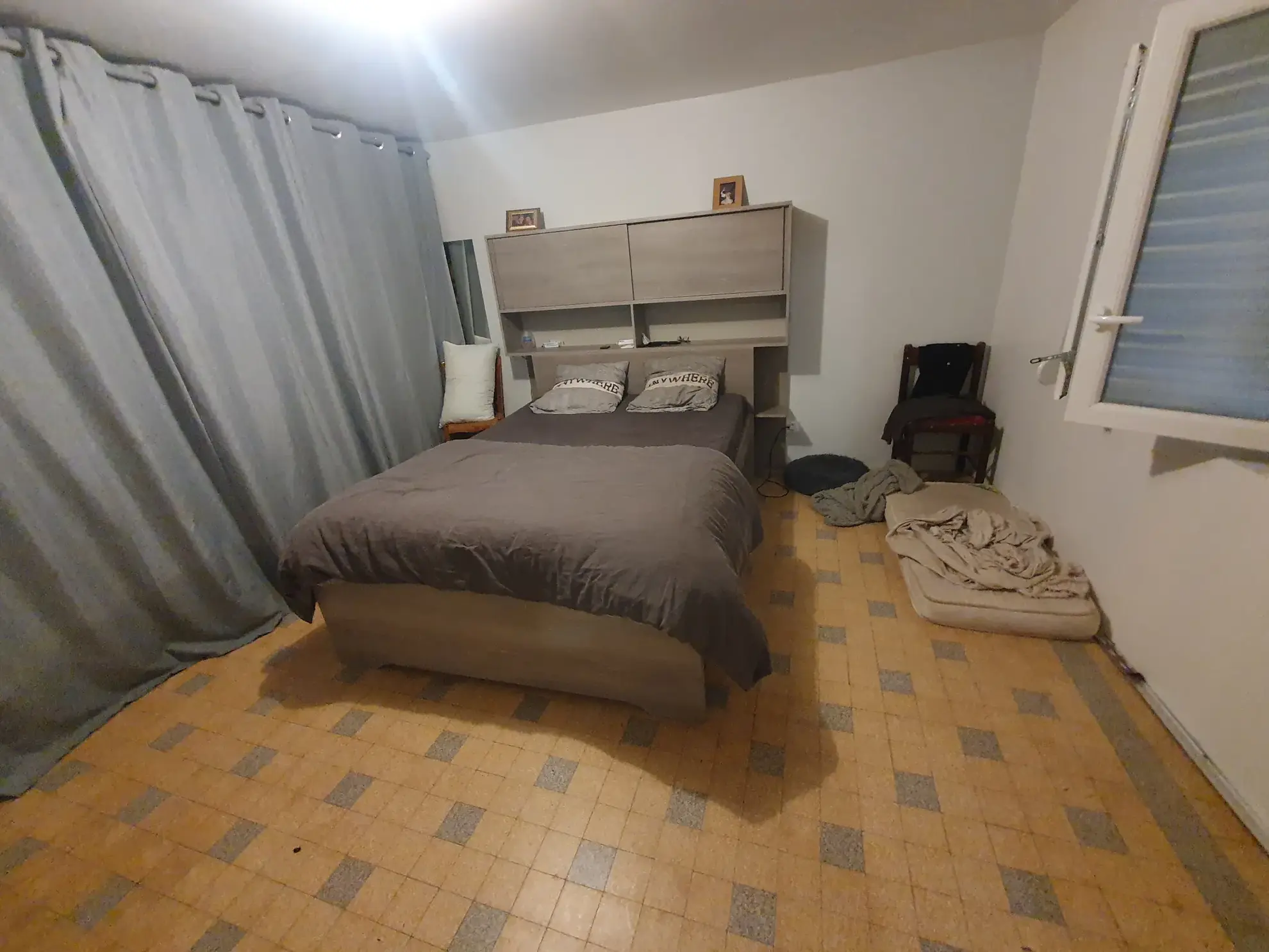 Ensemble immobilier à Villiers en lieu avec 8 chambres, garage et terrain de 1630 m² 