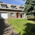 Maison en pierre à Louvigné-du-Désert avec garage et terrain de 1775 m²