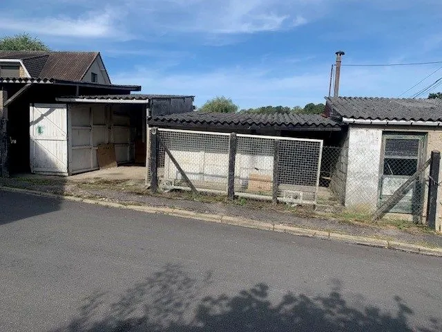 Maison à rafraîchir avec jardin et garage à Friville-Escarbotin 