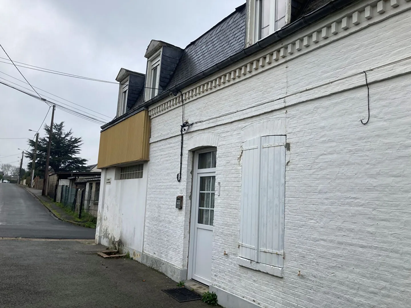 Maison à rafraîchir avec jardin et garage à Friville-Escarbotin 