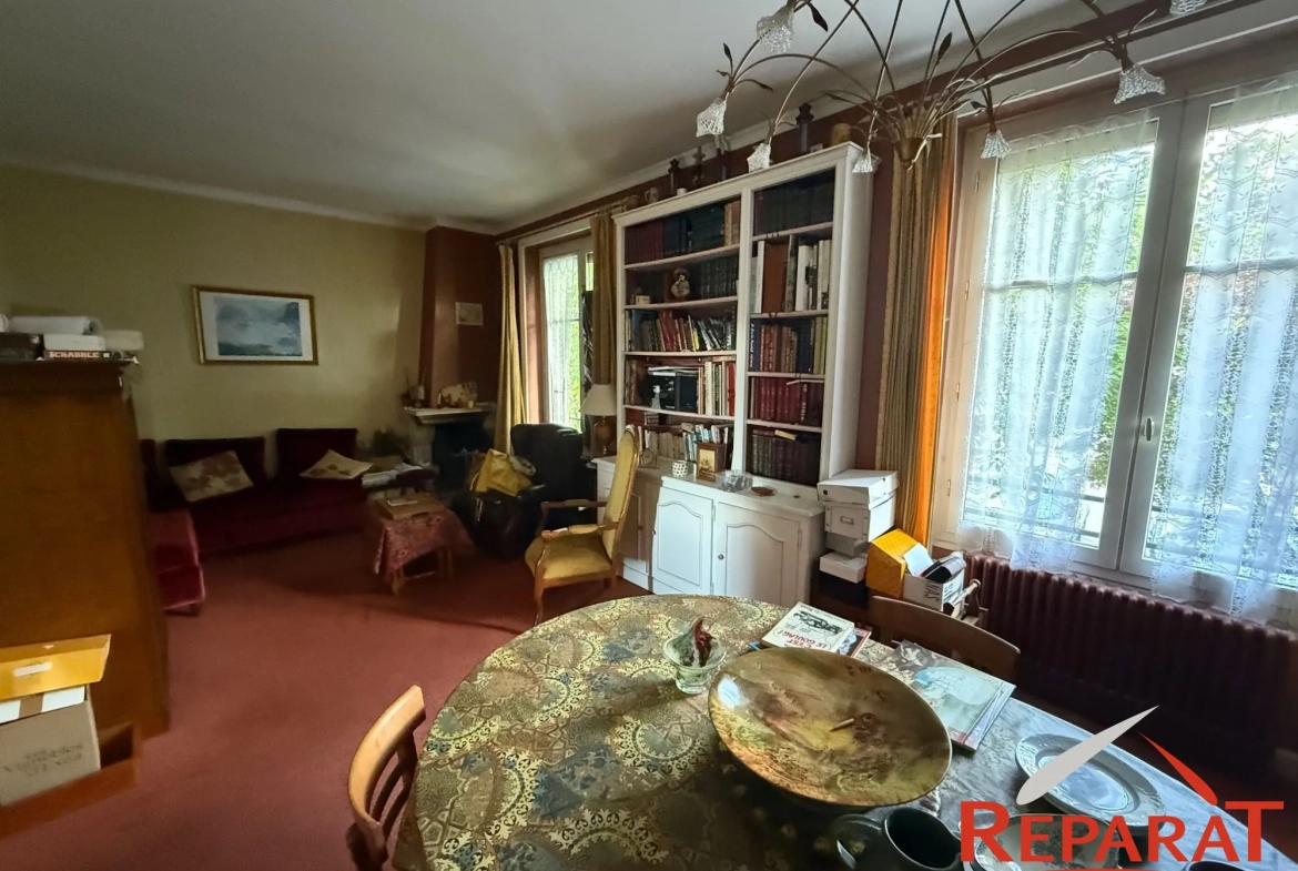 Maison en pierre à vendre à Brive-la-Gaillarde, proche du centre et des écoles 