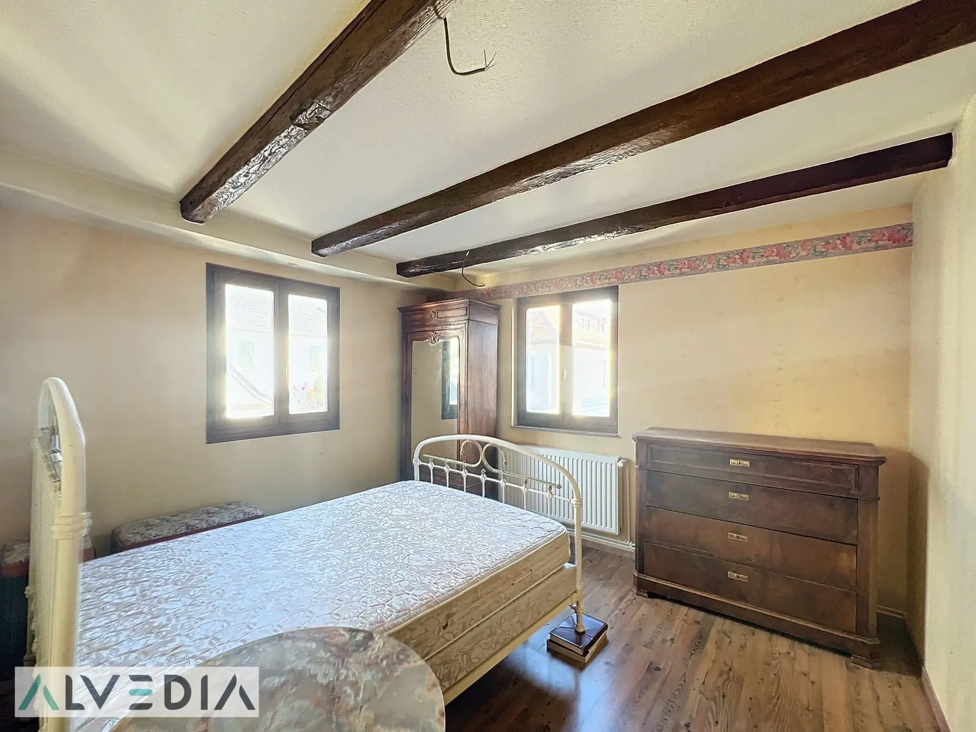 Appartement T2 à vendre à Montmorency avec balcon et cave – Opportunité idéale 