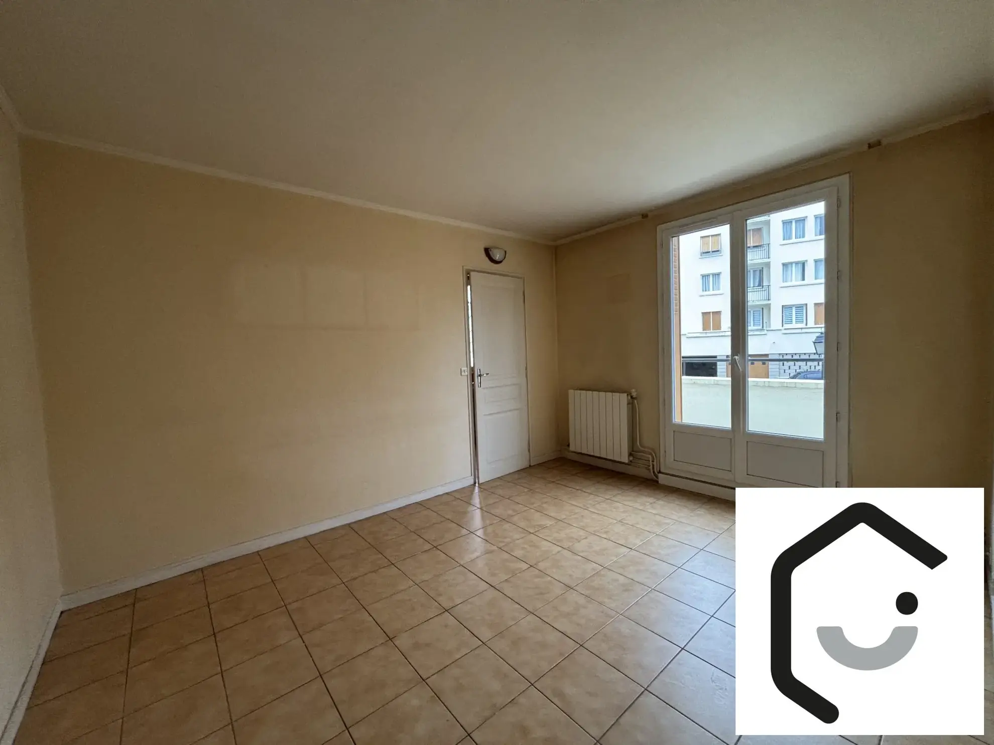 Appartement T2 à vendre à Montmorency avec balcon et cave – Opportunité idéale 