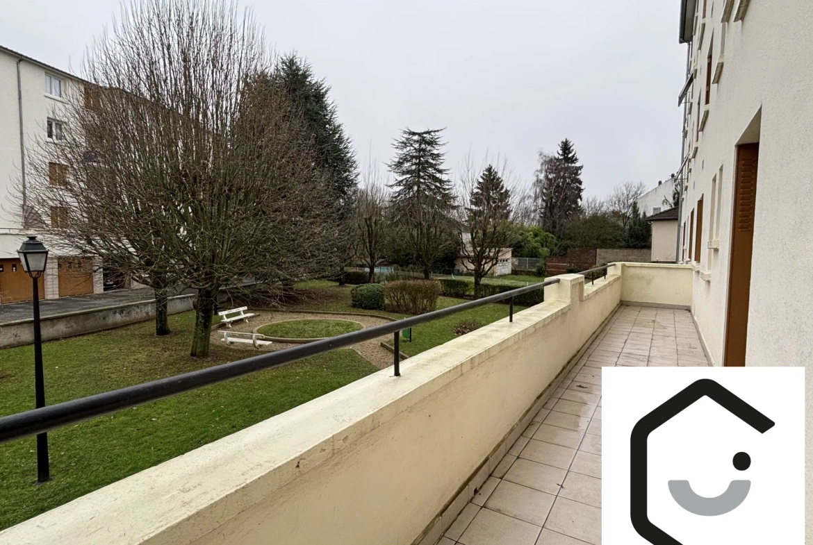 Appartement T2 à vendre à Montmorency avec balcon et cave – Opportunité idéale 