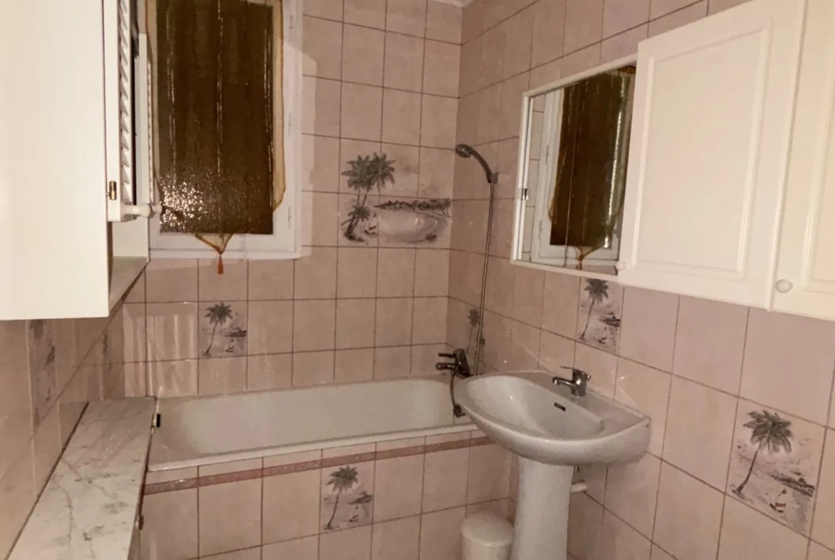 Appartement T2 à vendre à Montmorency avec balcon et cave – Opportunité idéale 