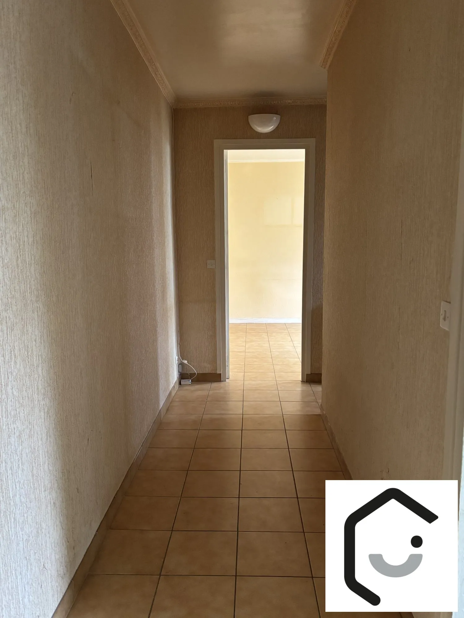 Appartement T2 à vendre à Montmorency avec balcon et cave – Opportunité idéale 