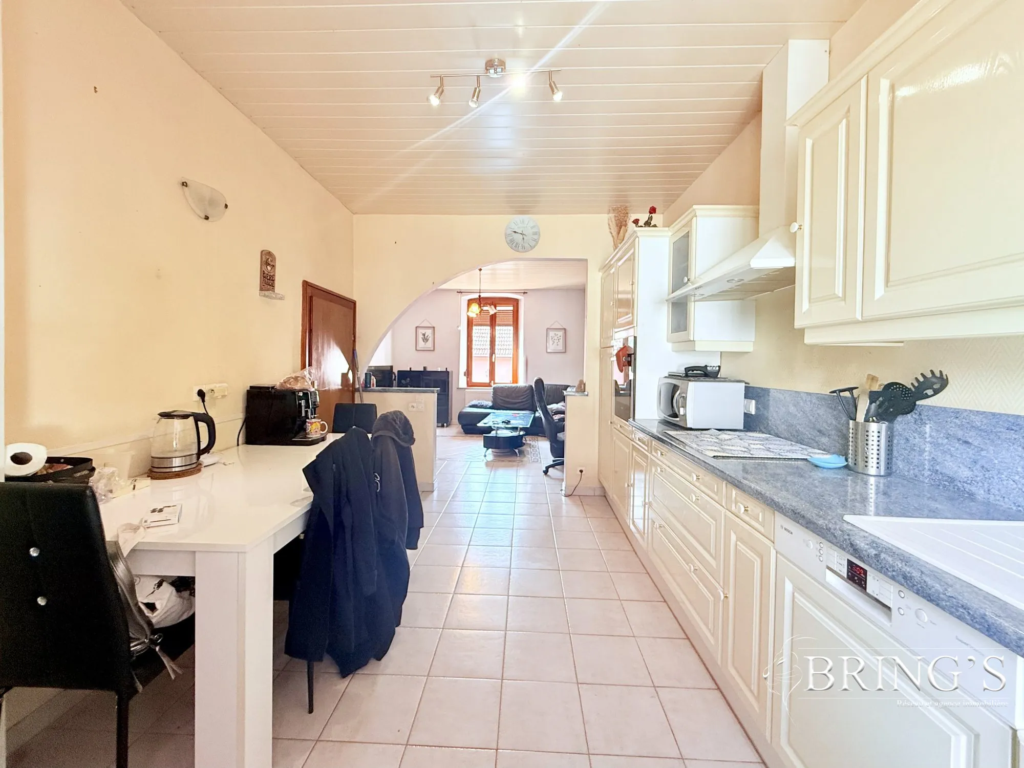 Maison à vendre à Trieux - 85 m² avec terrasse, jardin et dépendance 