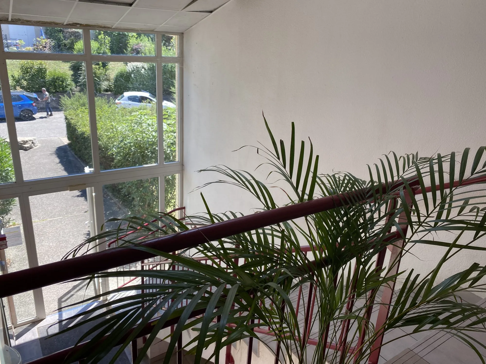 partie commune Bel appartement T3 avec terrasse, piscine et parking à Montélimar 
