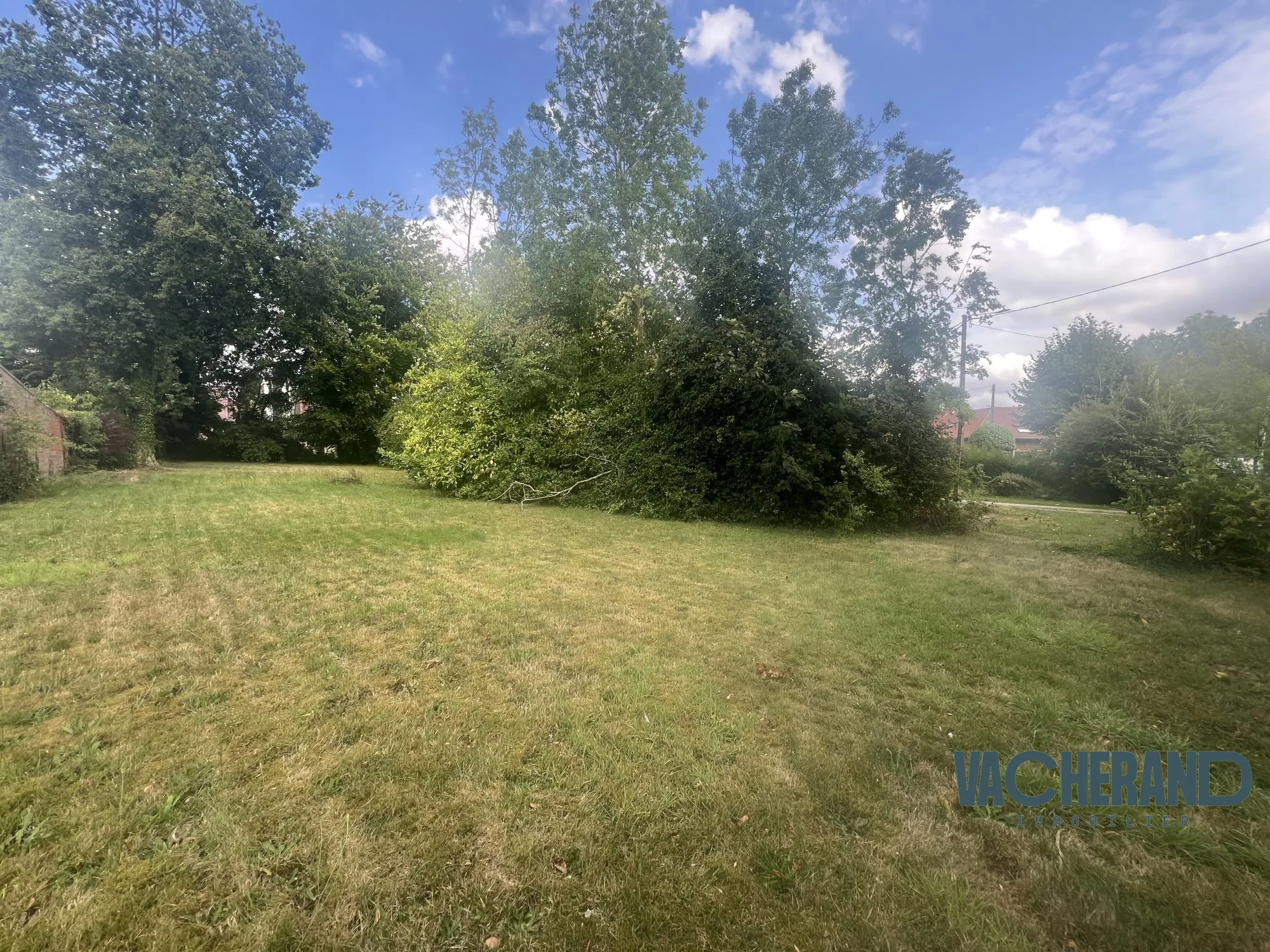 Terrain constructible de 938 m² à Bailleul - Hors lotissement 