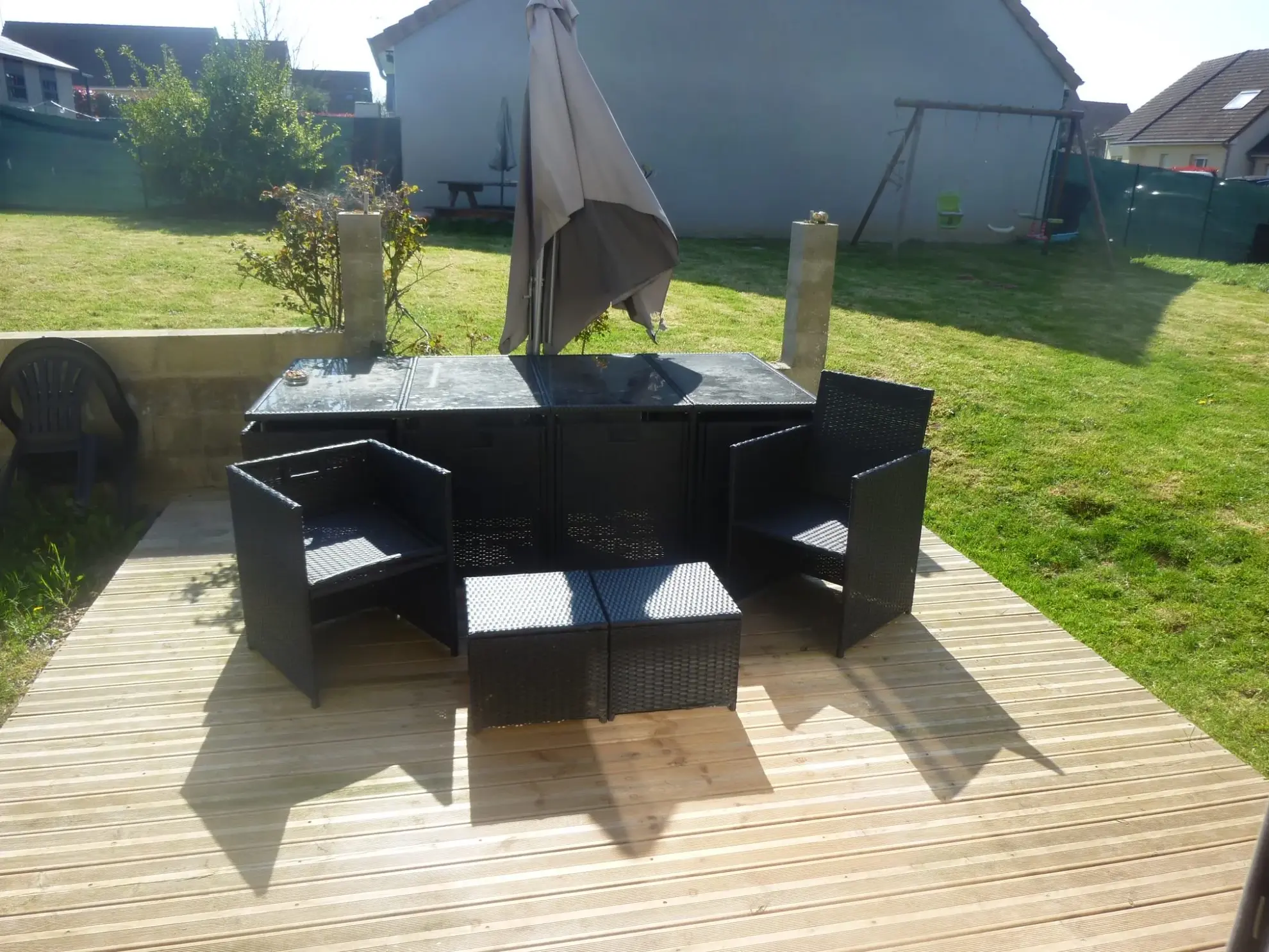 Maison à Loué de 135 m² avec terrain clos et proximité commerces 
