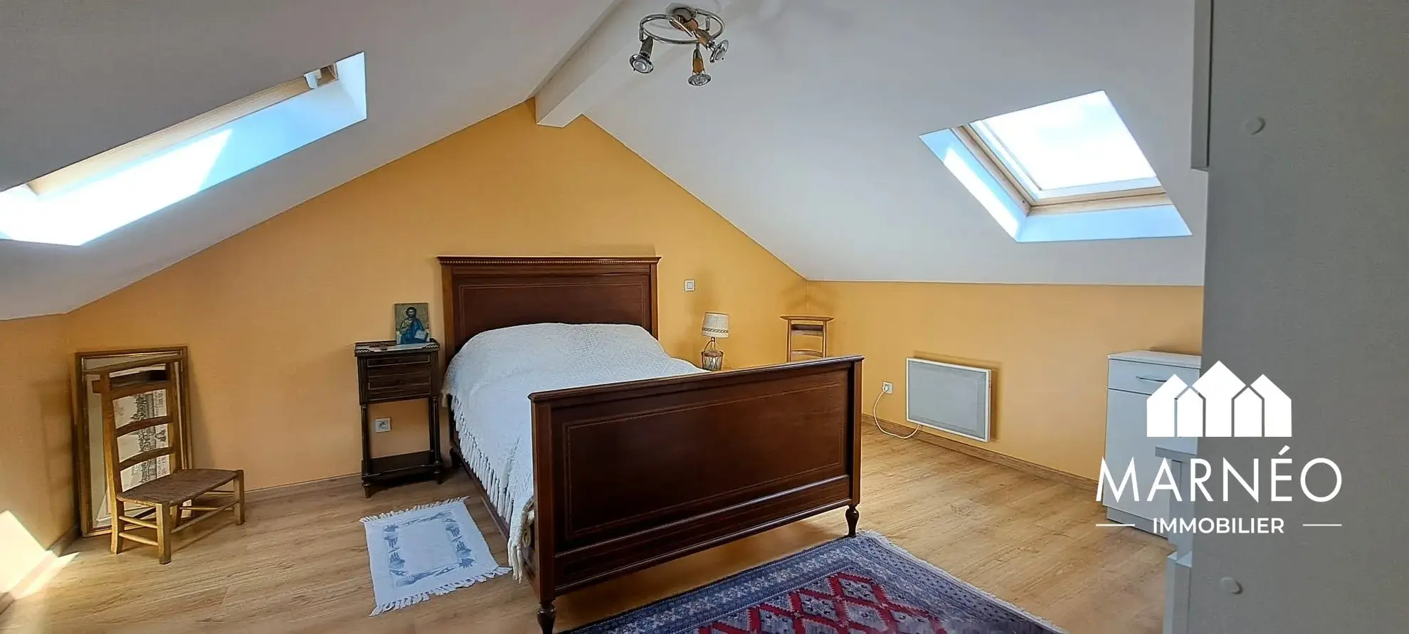 Maison familiale en briques de 120 m² à Châlons-en-Champagne, proche commodités 
