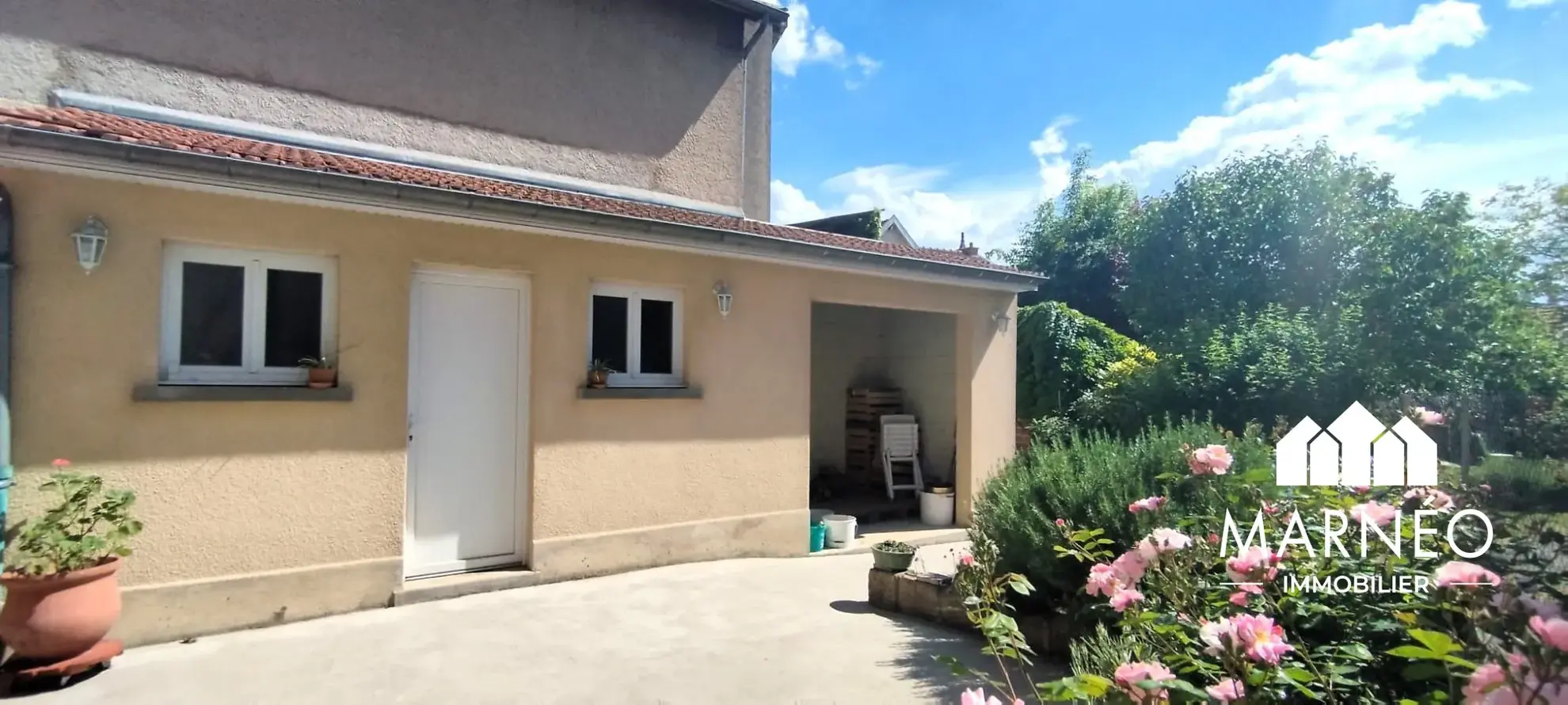Maison familiale en briques de 120 m² à Châlons-en-Champagne, proche commodités 