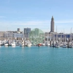 Charmant appartement T3 en port de plaisance au Havre avec cour et faibles charges