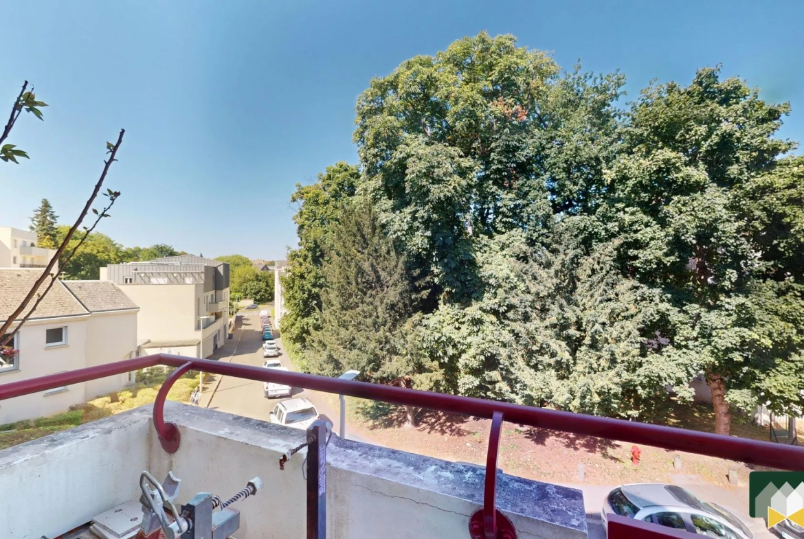 Appartement T3 lumineux avec balcon à Chartres - 72,92 m² 
