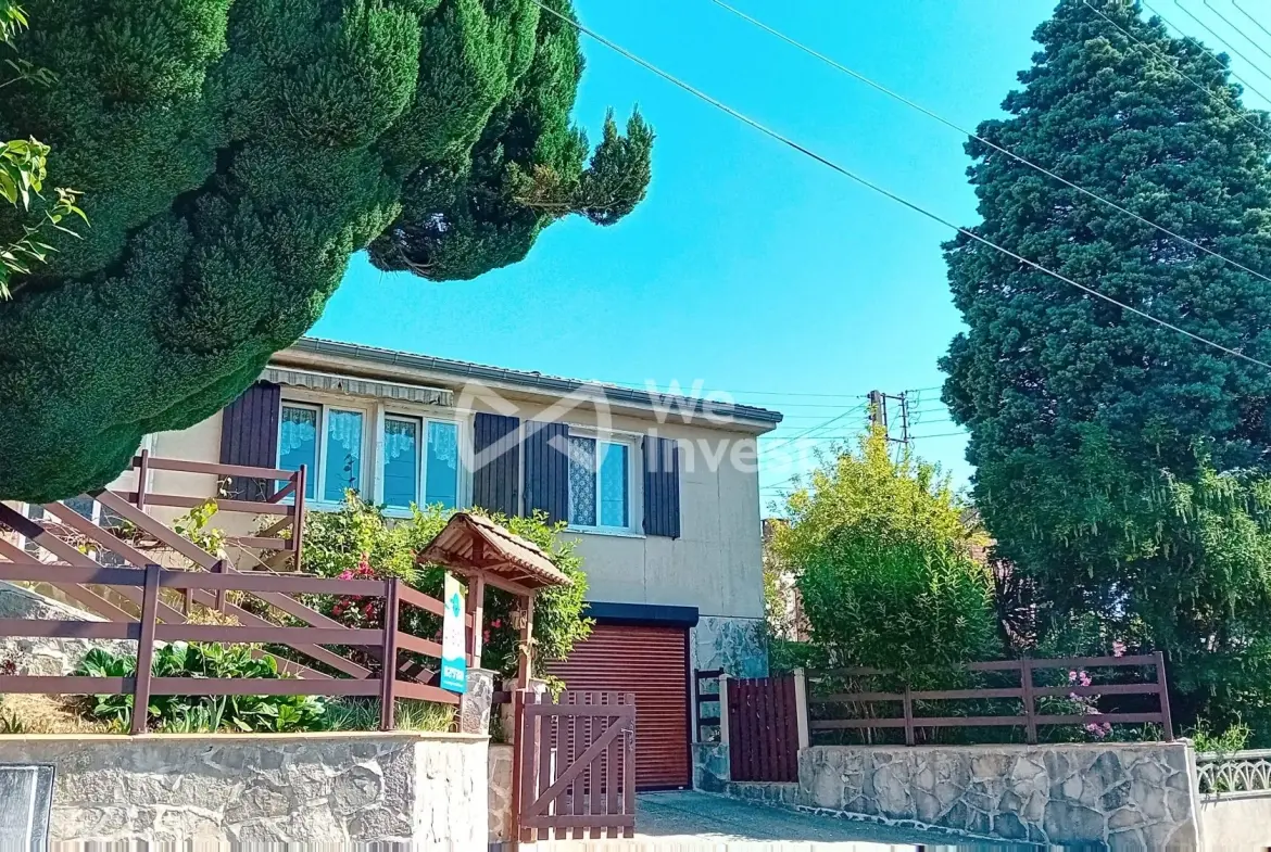 Maison individuelle avec jardin et dépendance à Fourmies 