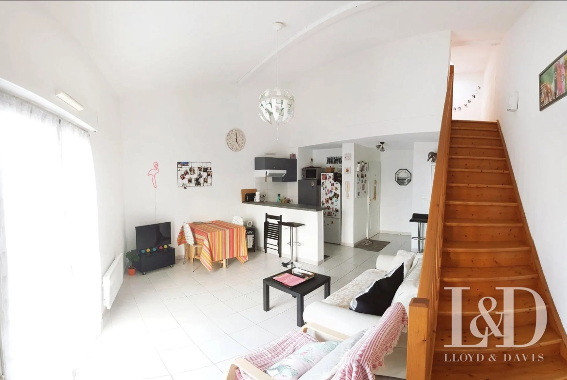 Duplex meublé à Eysines avec forte rentabilité et emplacement stratégique 