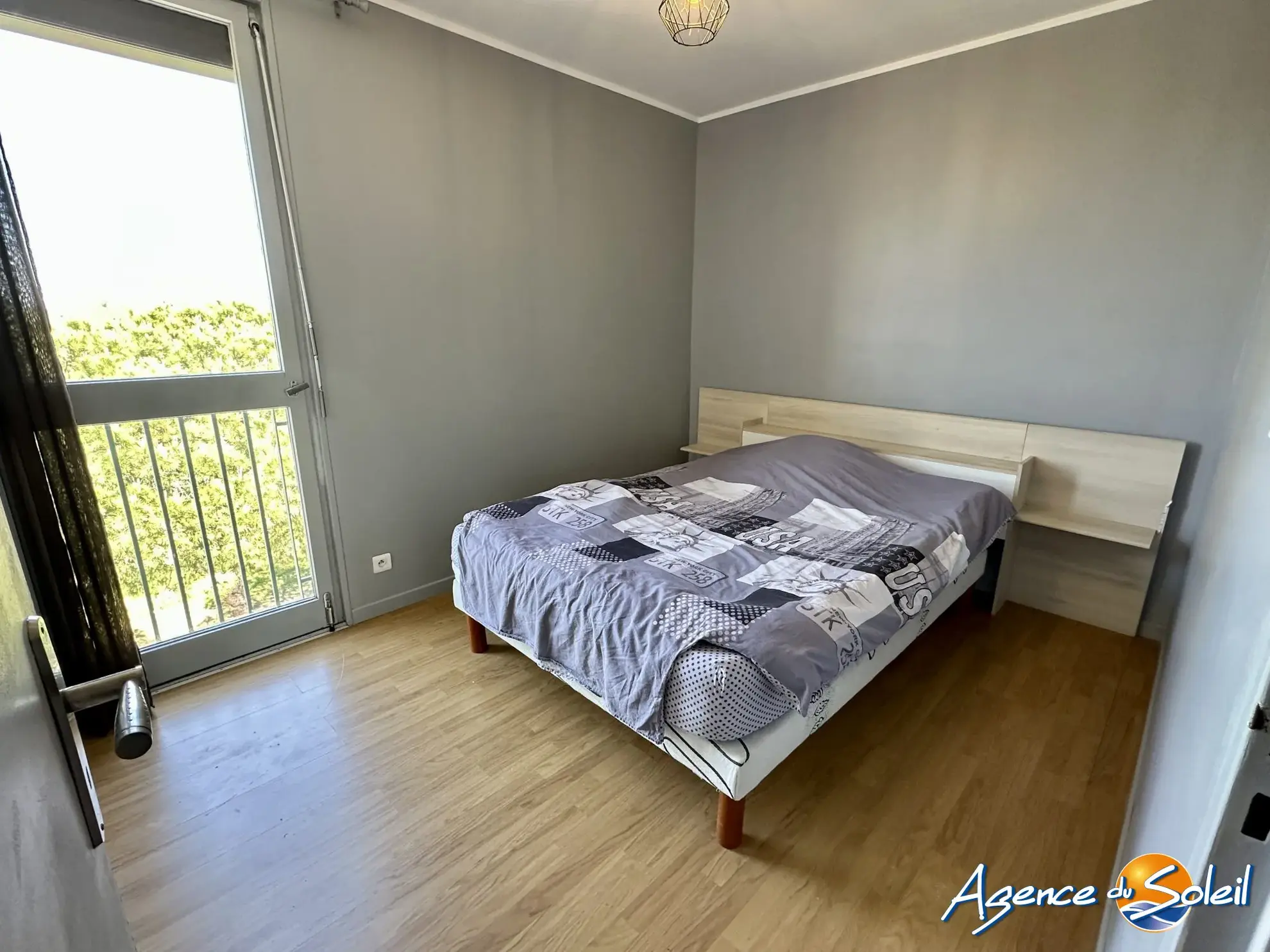 Appartement T2 avec parking à Saint-Cyprien secteur portuaire 
