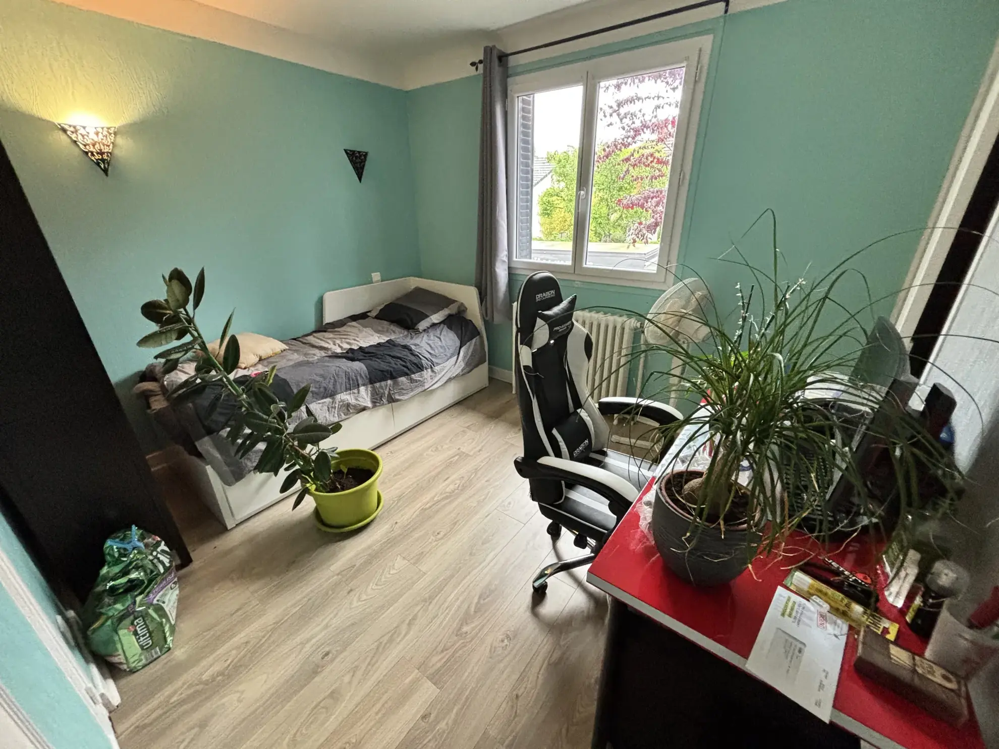 Charmante maison de ville à vendre à Cusset - 102 m² avec garage et terrasse 
