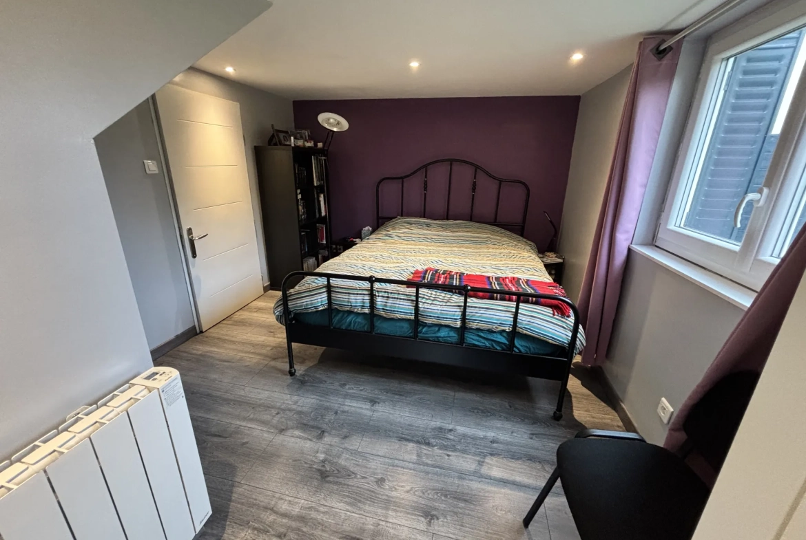 Charmante maison de ville à vendre à Cusset - 102 m² avec garage et terrasse 