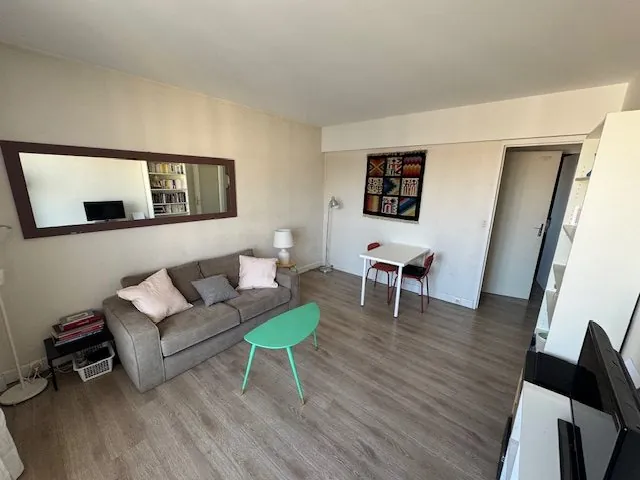 Appartement 2 pièces à vendre à Montesson avec balcon et parking 