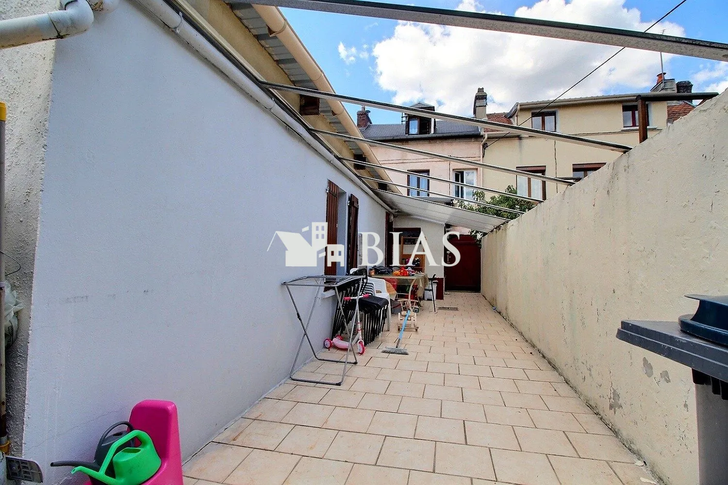 Maison 3 chambres avec bureau, terrasse et jardin à Deville-lès-Rouen 