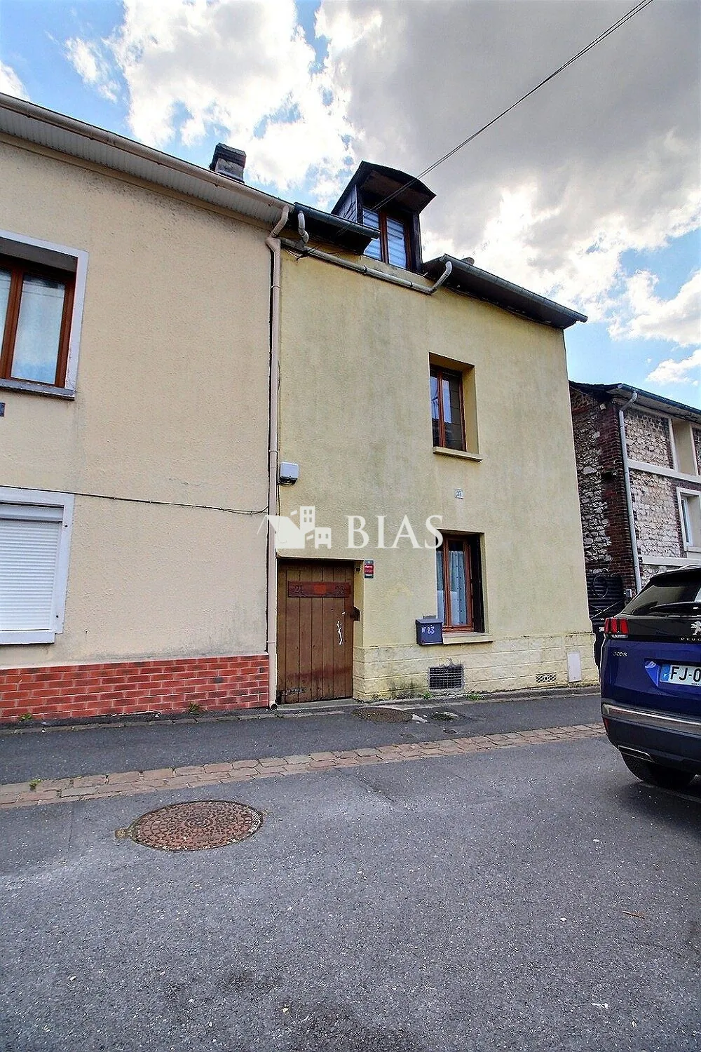 Maison 3 chambres avec bureau, terrasse et jardin à Deville-lès-Rouen 