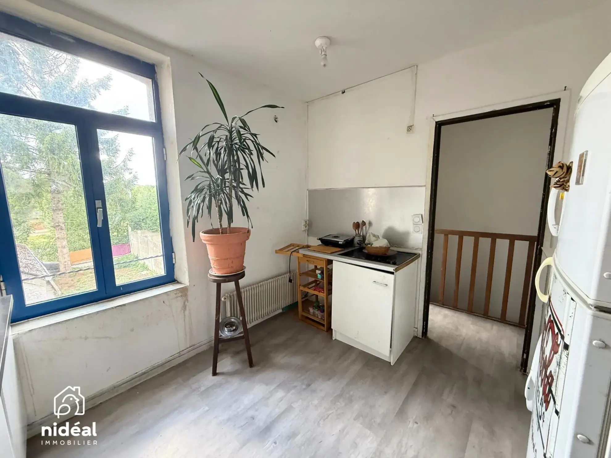 Immeuble de rapport à vendre à Jeumont avec deux lots et jardin 