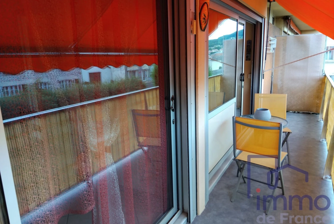 Appartement T3 lumineux de 64,50 m² avec balcon et parking au Puy-en-Velay 