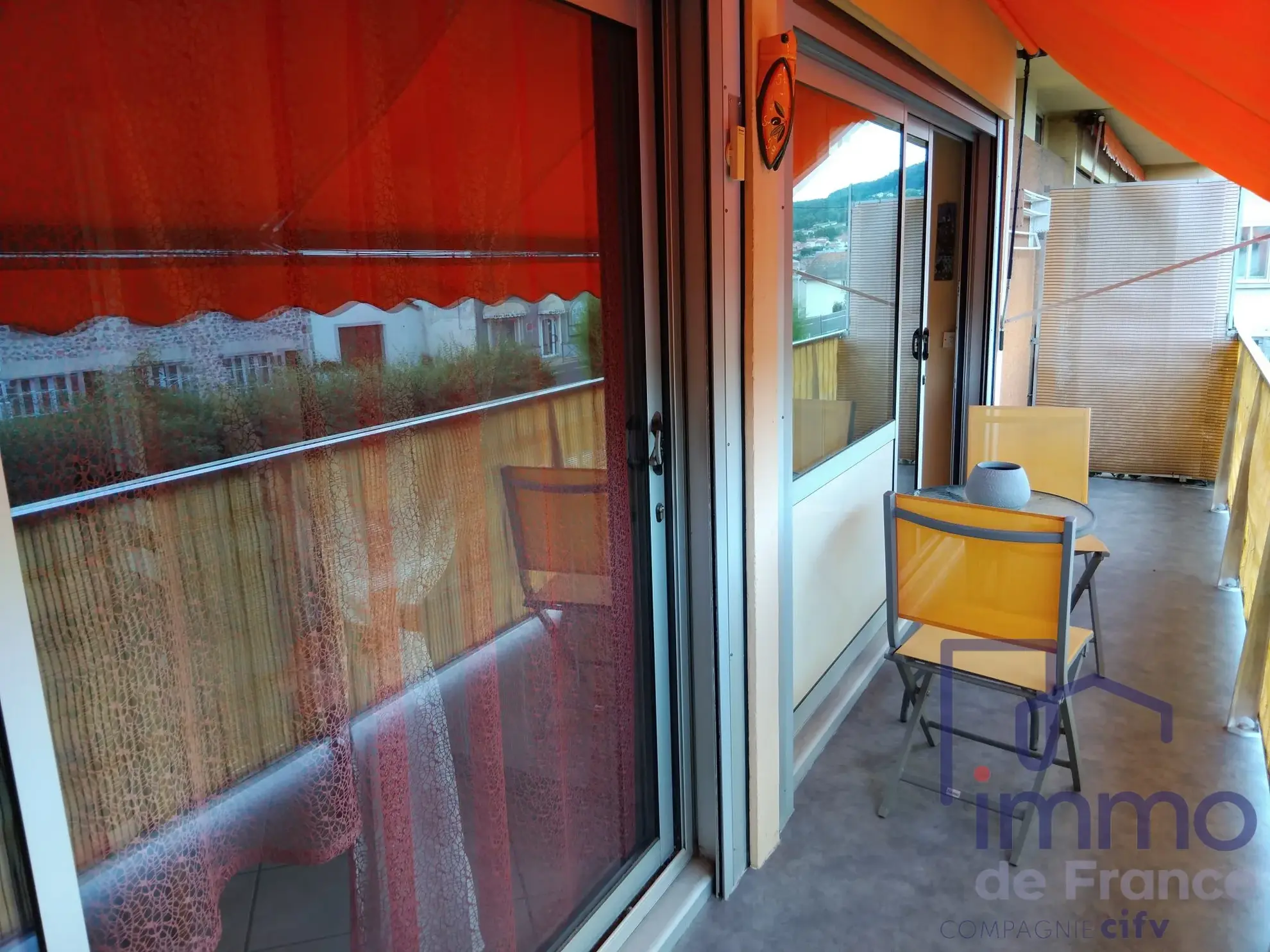 Appartement T3 lumineux de 64,50 m² avec balcon et parking au Puy-en-Velay 