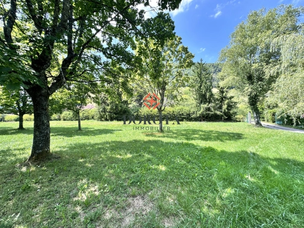 Terrain viabilisé de 766 m² à Crêts-en-Belledonne – Opportunité rare