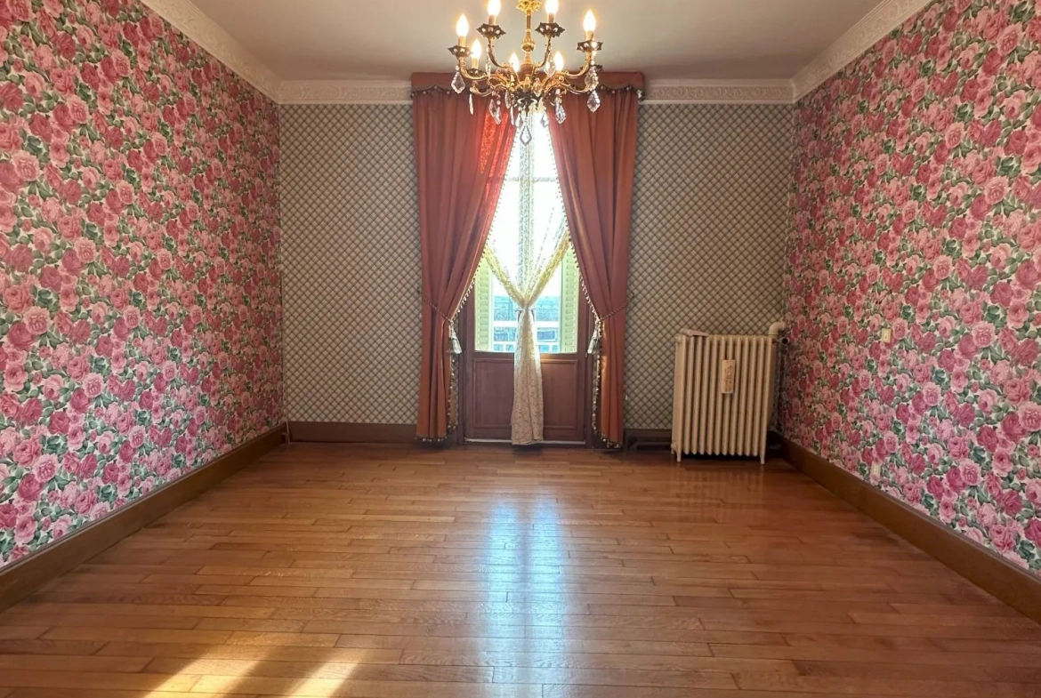 Maison à vendre à Genlis - Charmante maison avec jardin et garage 