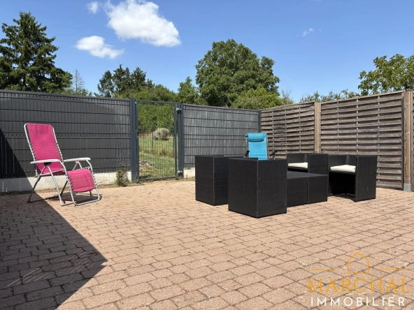 Appartement duplex avec 2 terrasses privées à Aube, proche de Metz