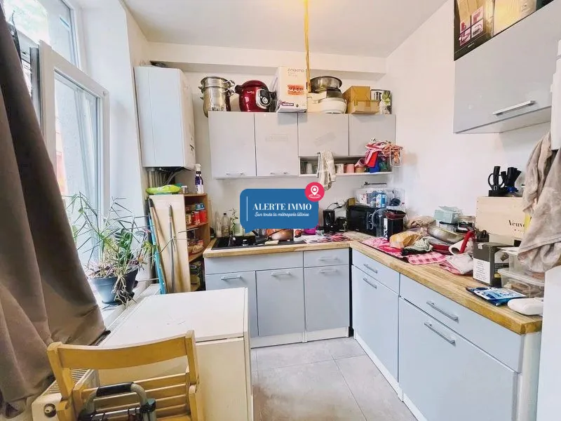 Maison entièrement rénovée à Lille Wazemmes, proche métro et universités 