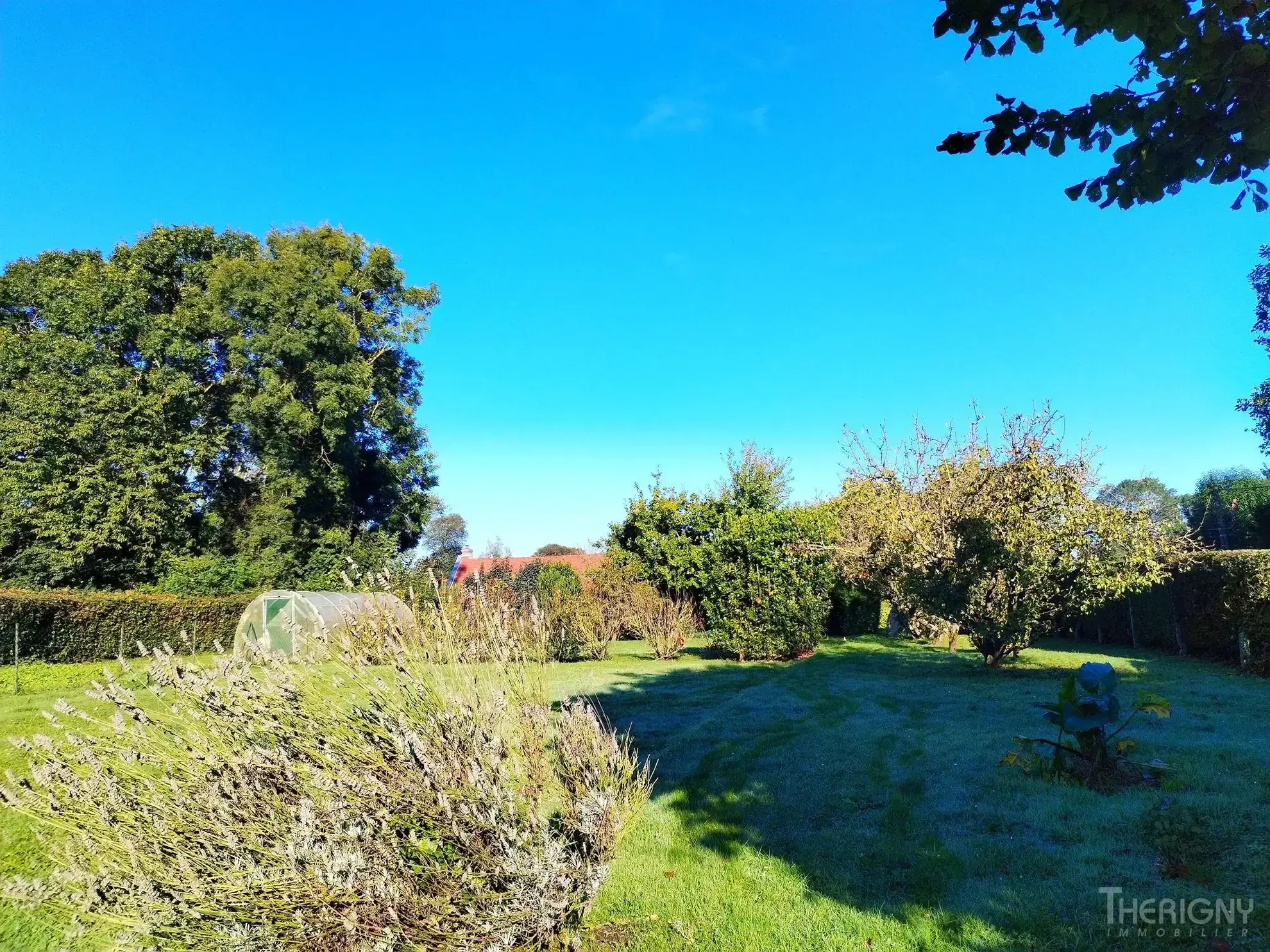 Terrain constructible à Bourseville proche des plages pour votre projet immobilier 