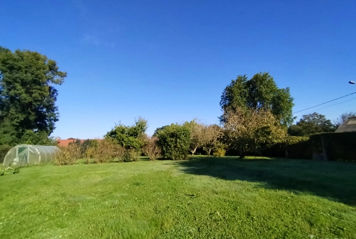 Terrain constructible à Bourseville proche des plages pour votre projet immobilier 