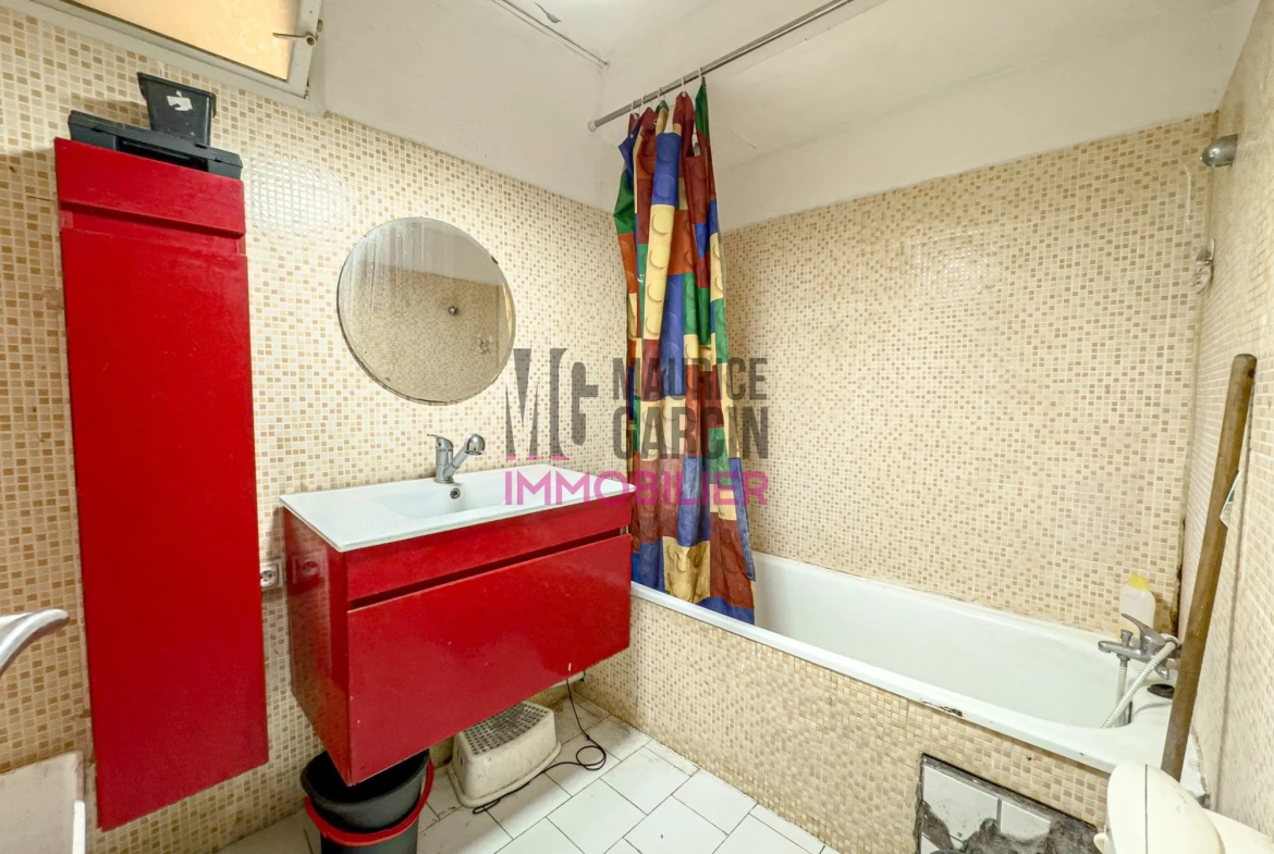 Appartement T3 avec cour à Cavaillon – Opportunité de rénovation à saisir 