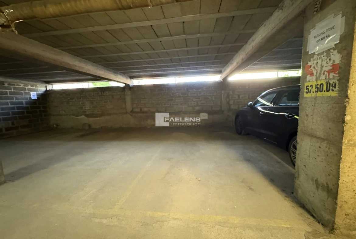 Place de parking sécurisée en sous-sol à Lille — Opportunité rare en centre-ville 
